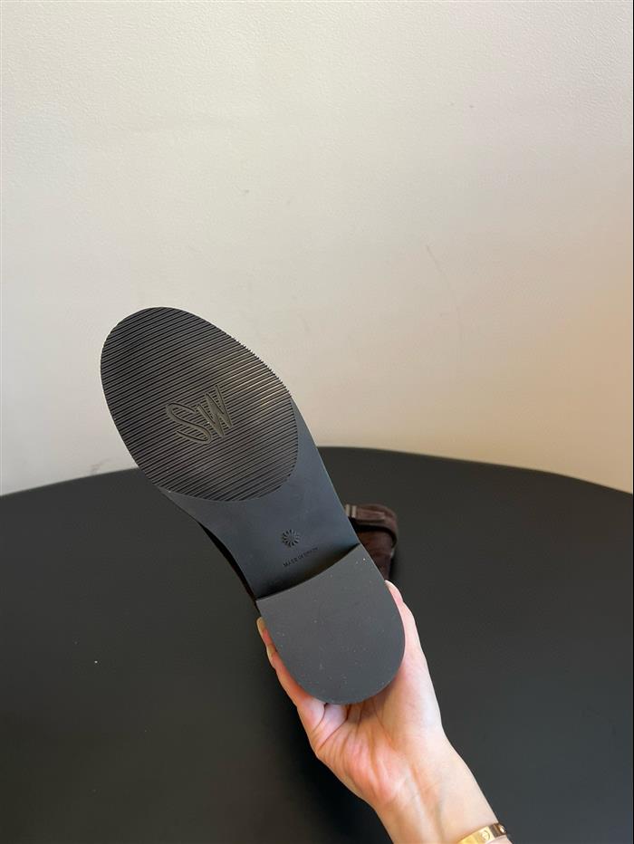 20251128173018225 480